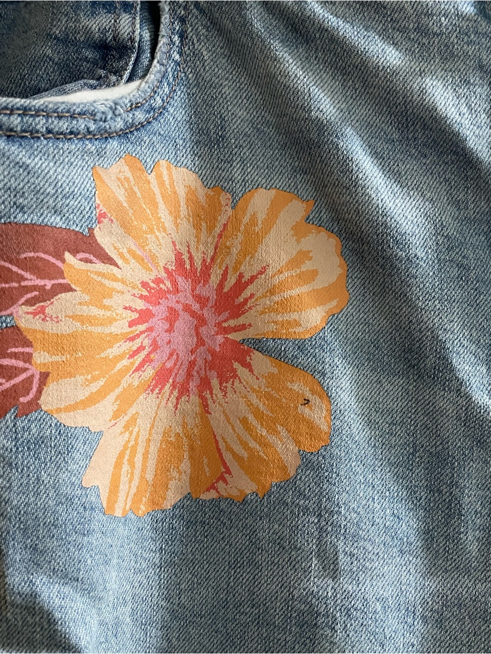 American Eagle AE Super Low-Rise Baggy Flare Floral Jean Size 18 - Picture 12 of 12